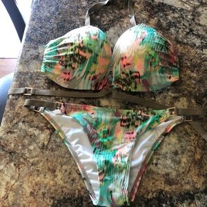 VS pink bikini set